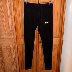 Nike - Black Dri-Fit Leggings - Size M